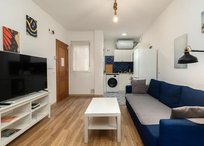 Happy Travel Molina 6 Apartment *